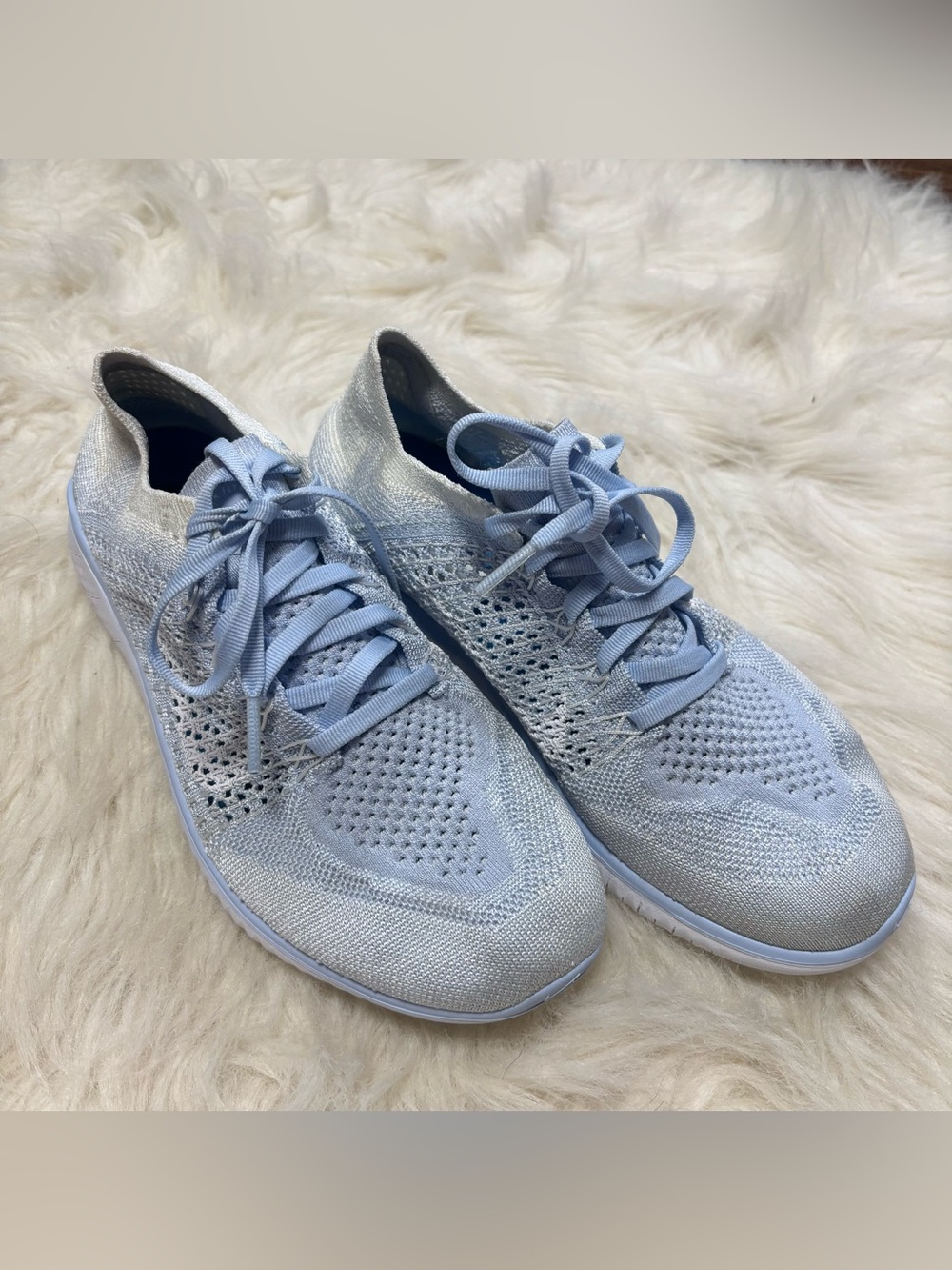 Nike Flyknit Free Run Light Blue Lightweight Running Tennis Shoe size 8.5 Women
